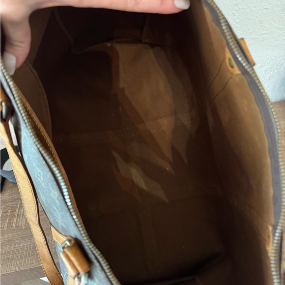 LOUIS VUITTON Flannery Travel Luggage 50 - Picture 8 of 10